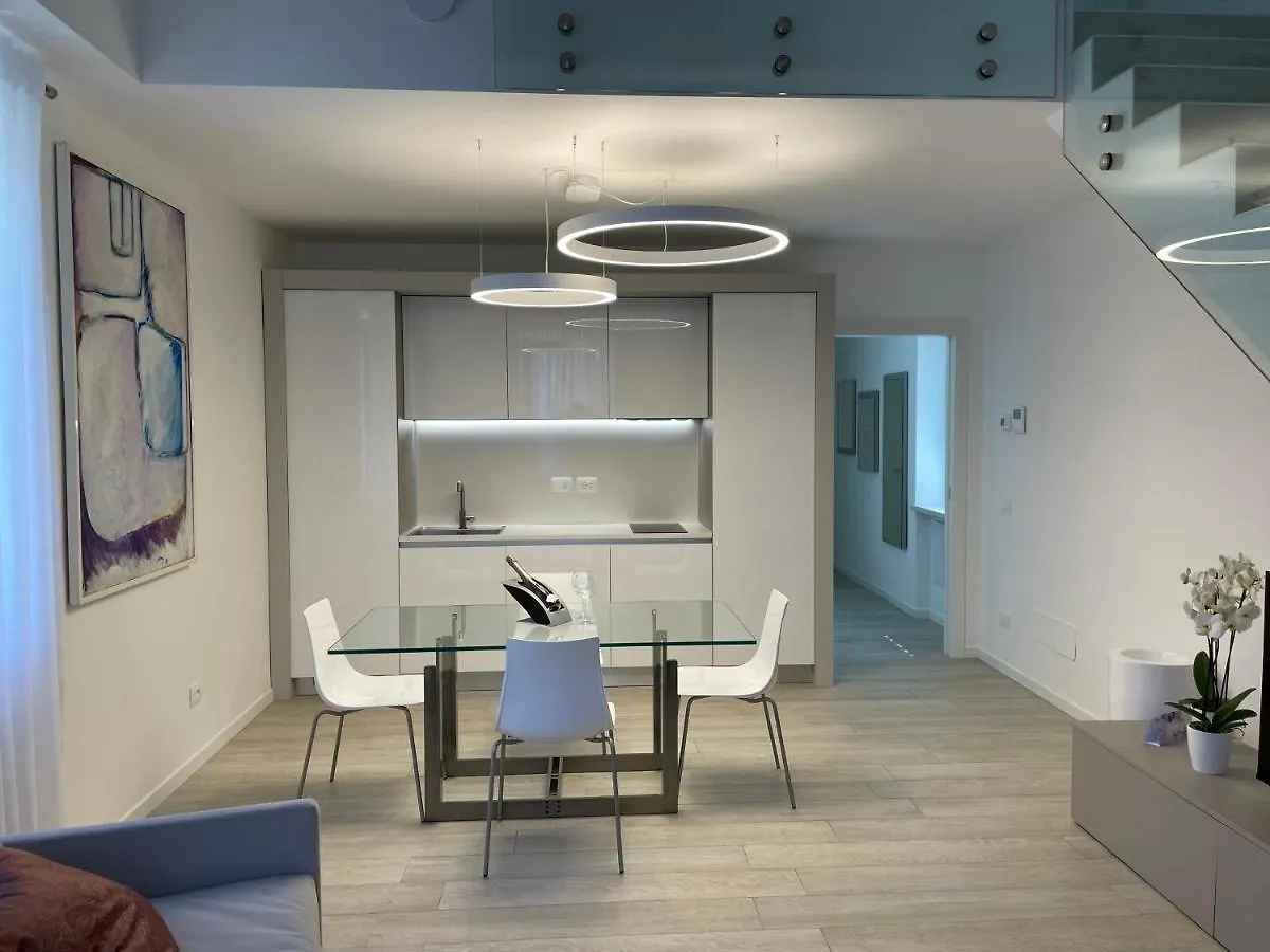 Queen Verona Luxury Apartment Sanificato Ozono