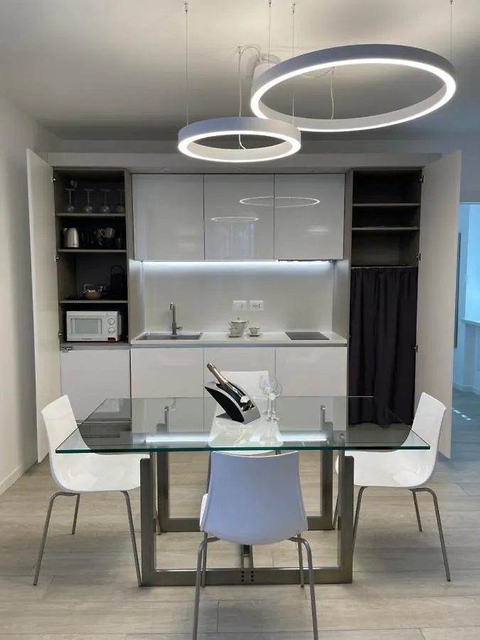 Queen Verona Luxury Apartment Sanificato Ozono