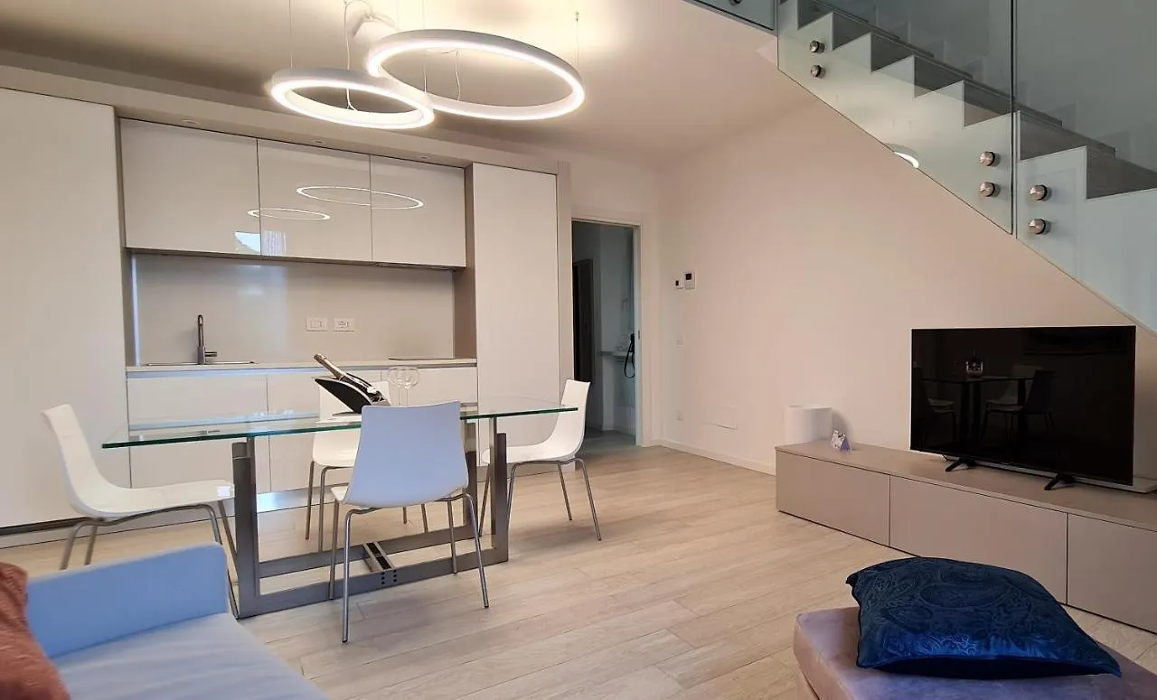 Queen Verona Luxury Apartment Sanificato Ozono