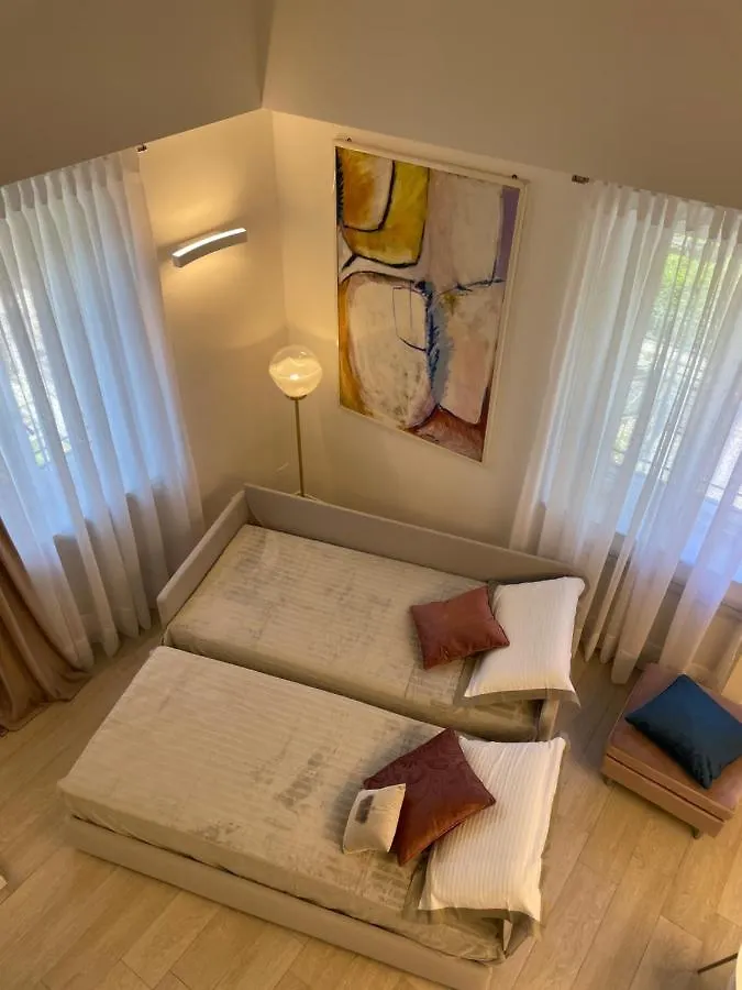 Queen Verona Luxury Apartment Sanificato Ozono Italy