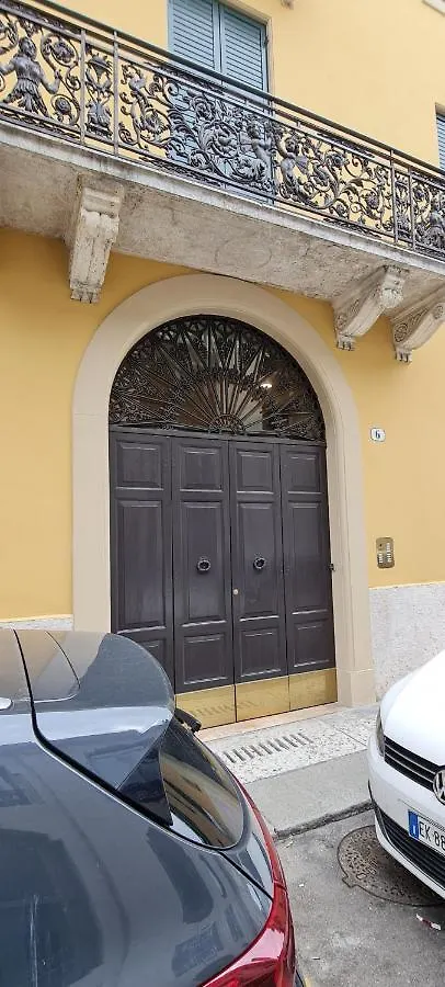 Queen Verona Luxury Apartment Sanificato Ozono