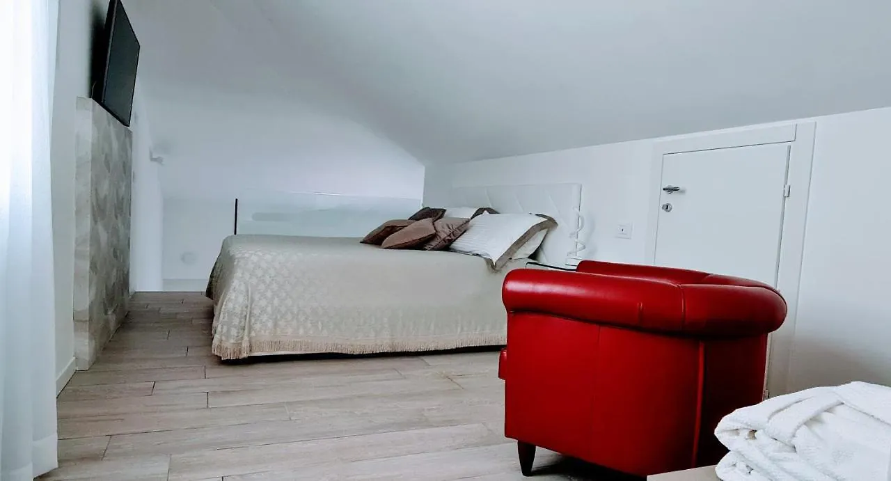 Queen Verona Luxury Apartment Sanificato Ozono 0*,