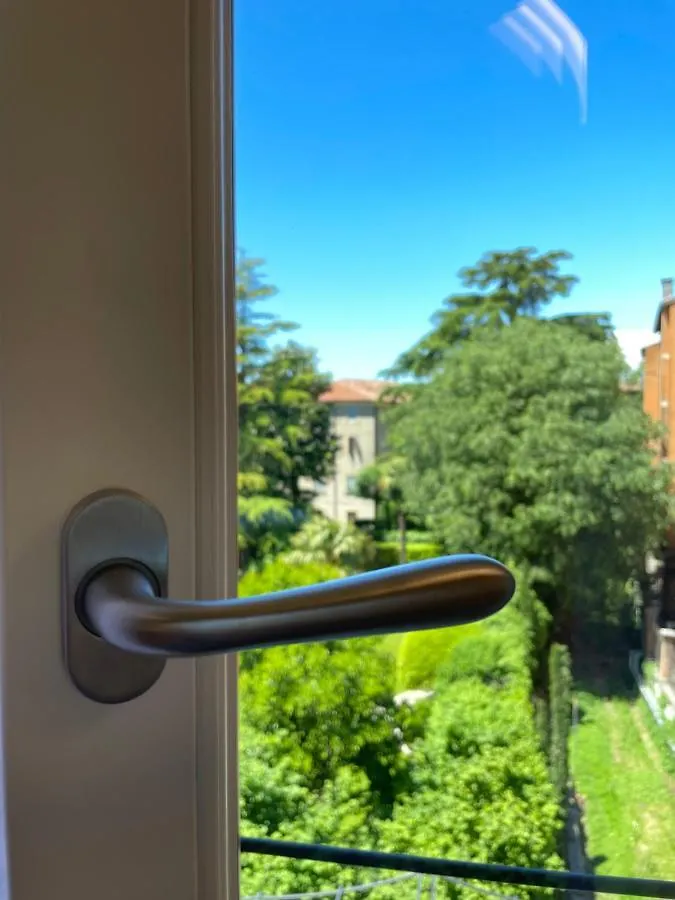 Queen Verona Luxury Apartment Sanificato Ozono